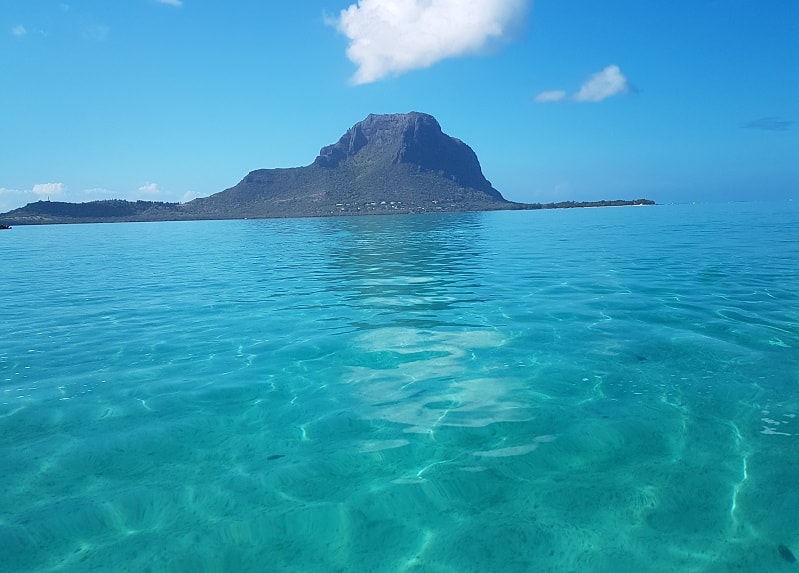 Ile aux Benitiers with le Morne in background